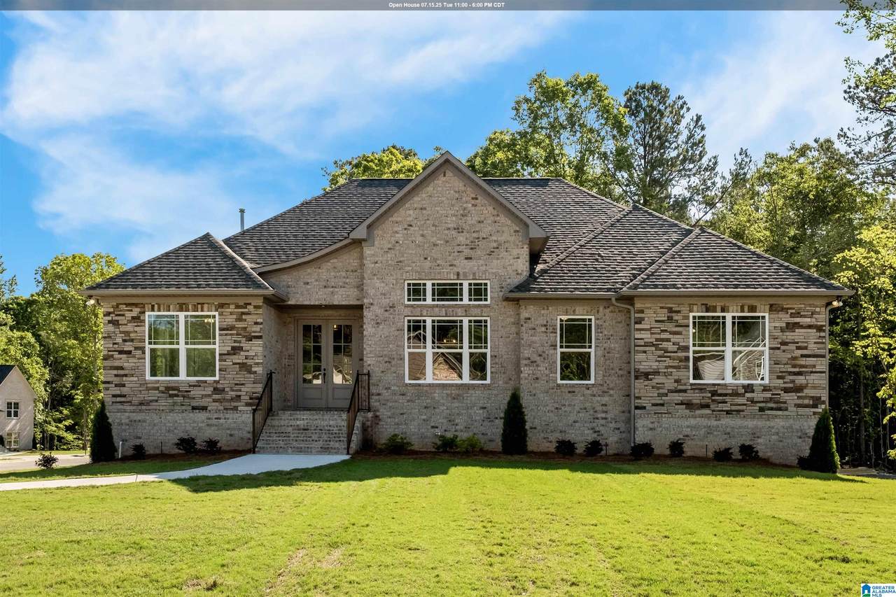 1121 Grey Oaks Valley - Photo 1