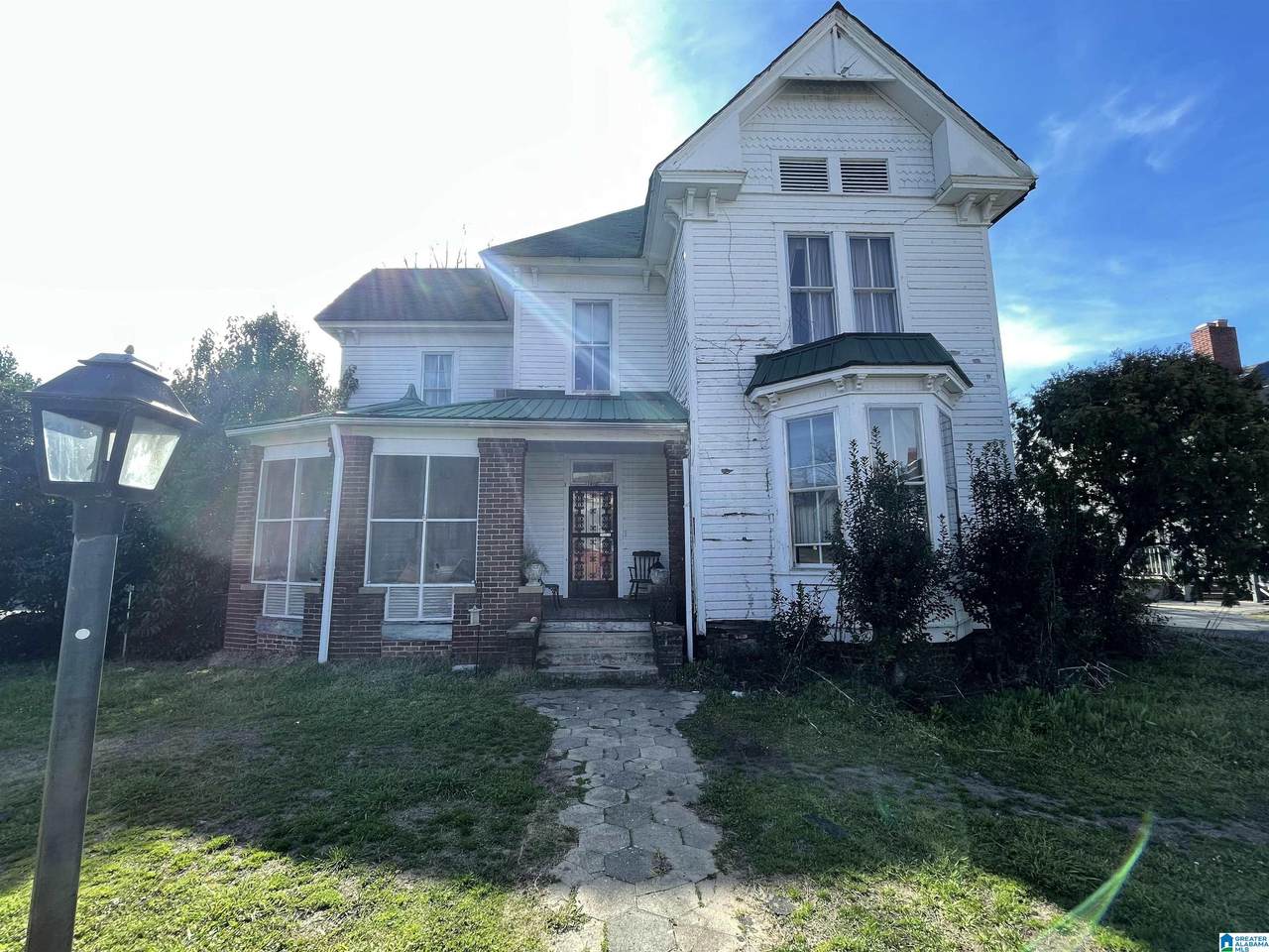 1418 Leighton Avenue - Photo 1