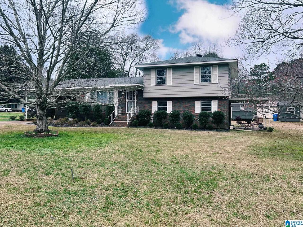 609 Piedmont Avenue - Photo 1