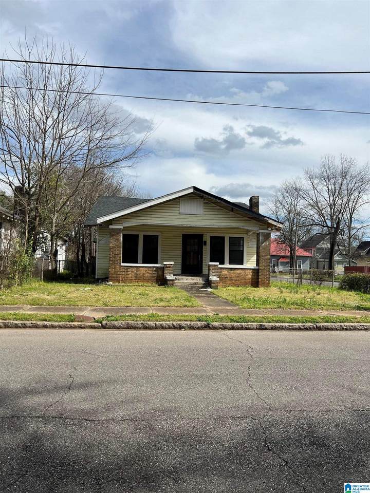 2623 Avenue G - Photo 1