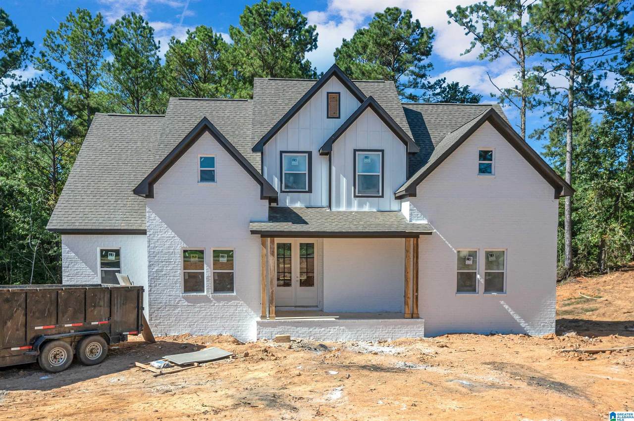 1009 Lakeview Lane - Photo 1