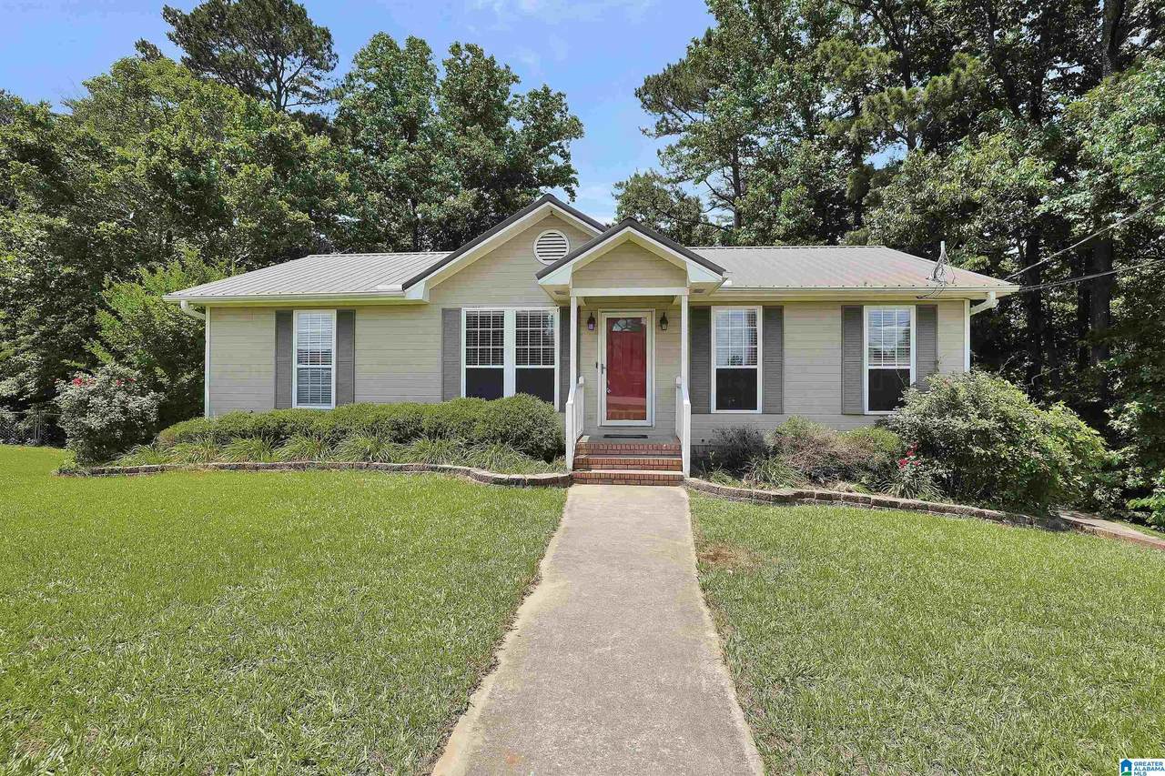 6404 Glenview Circle - Photo 1