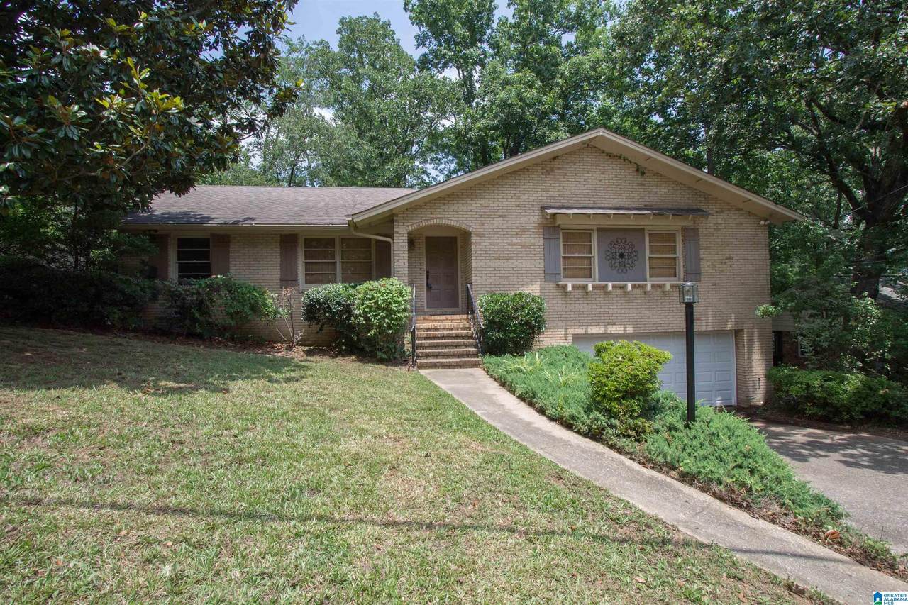 416 Ferncliff Drive - Photo 1
