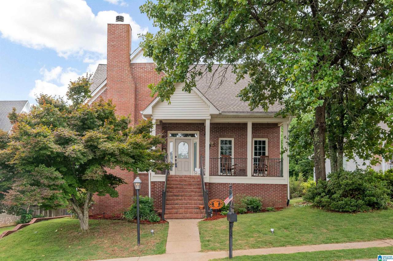 712 Jasmine Way - Photo 1