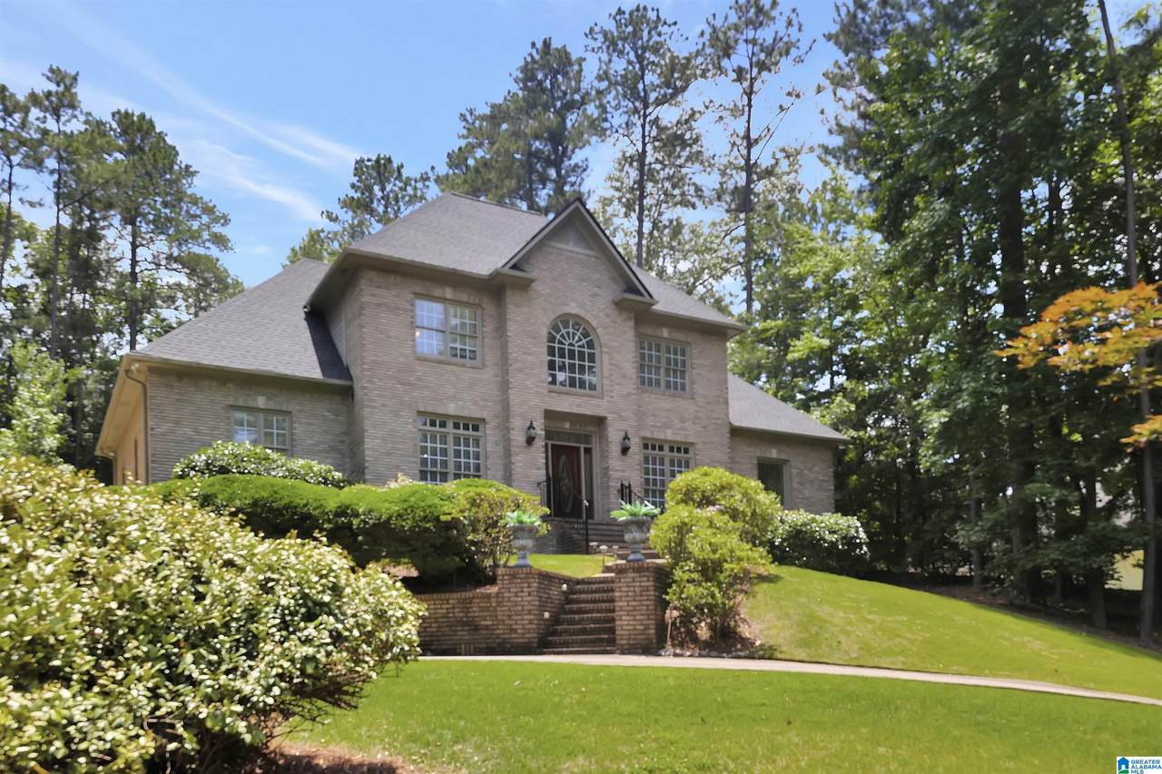 1078 Country Club Circle - Photo 1