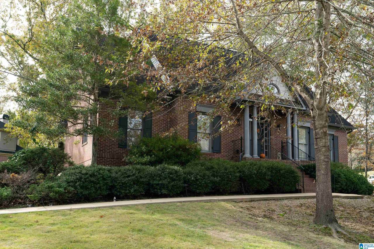 100 Sheffield Lane - Photo 1