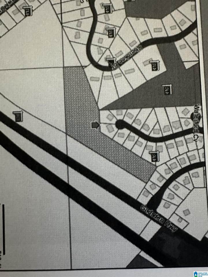 319 Cherokee Drive - Photo 1