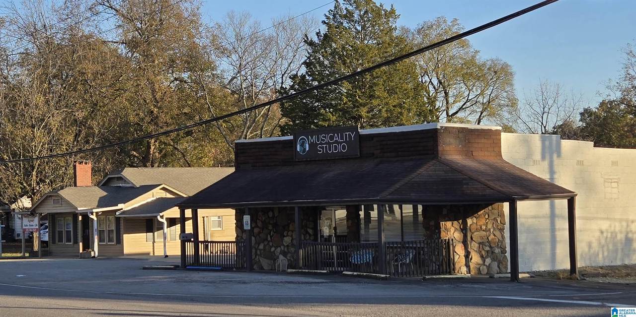 501 Tarrant Road - Photo 1