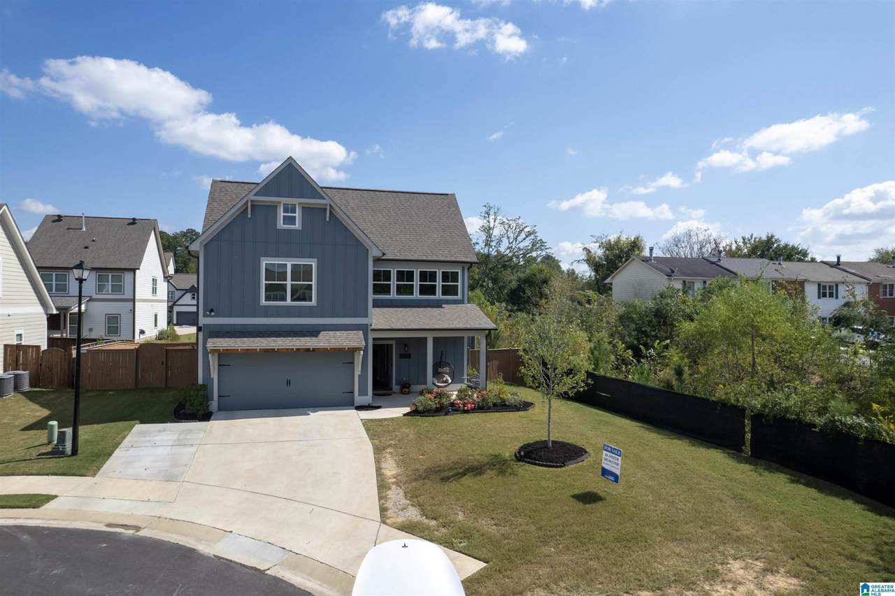617 Windmill Circle - Photo 1