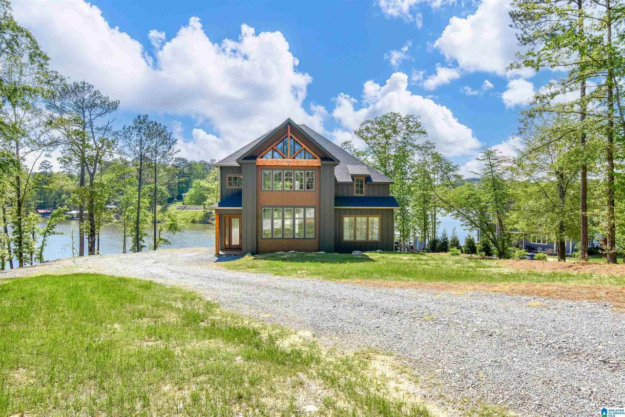 1573 Sturdivant Road - Photo 1
