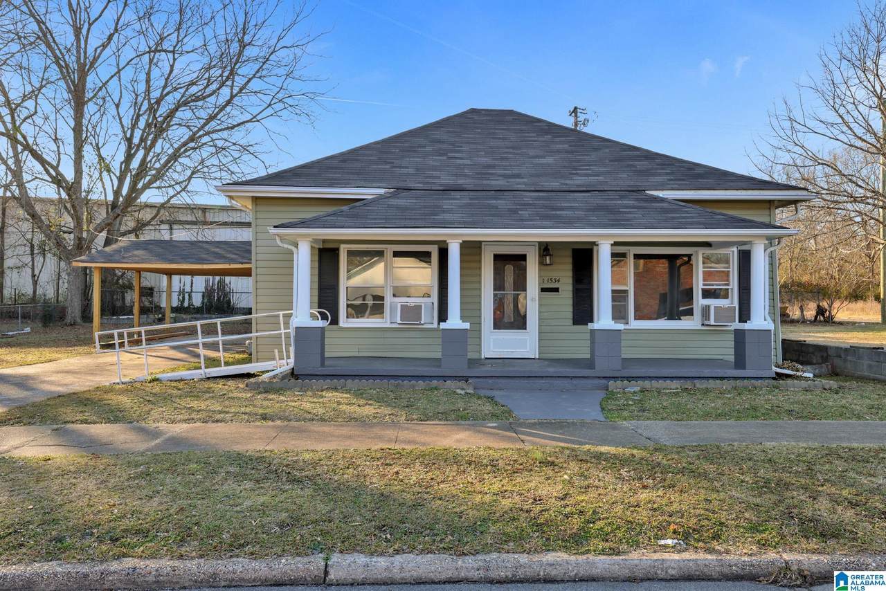 1534 Walnut Avenue - Photo 1
