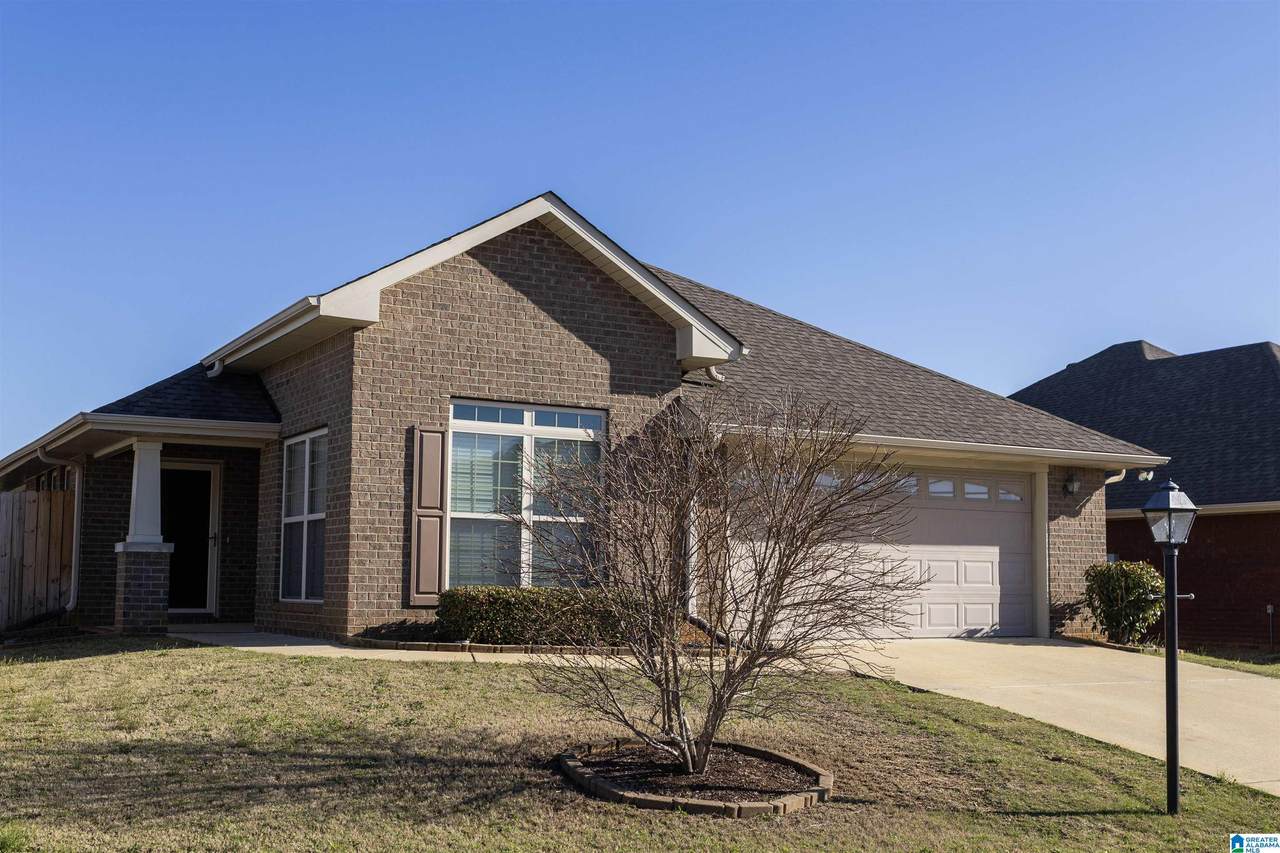4049 Cambridge Drive - Photo 1