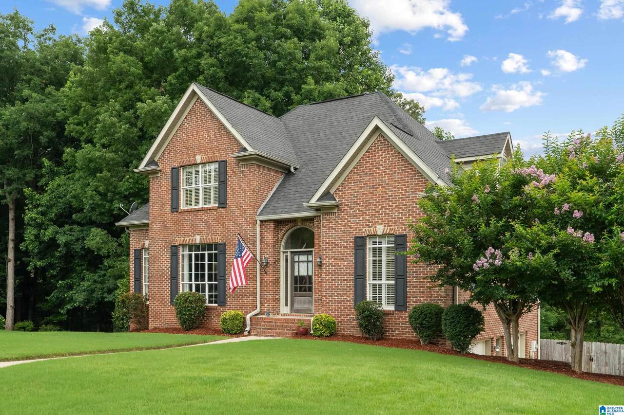 112 Wisteria Drive - Photo 1