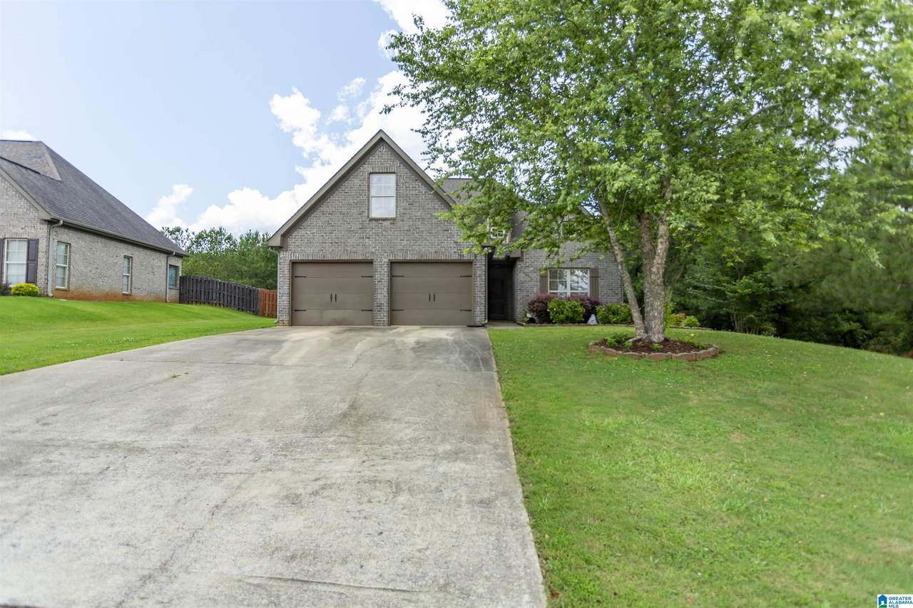 321 Lacey Avenue - Photo 1