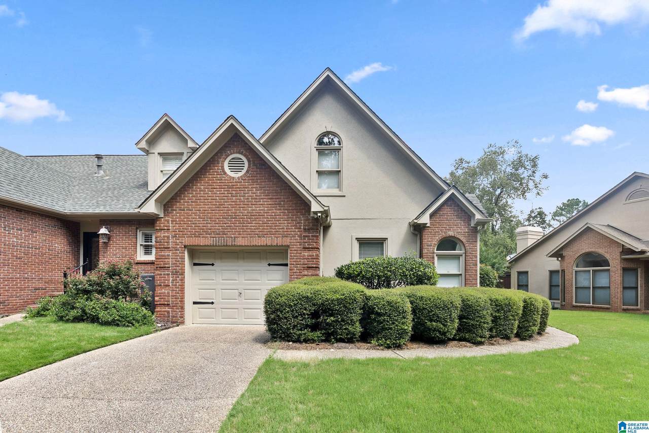4652 Lake Valley Drive - Photo 1