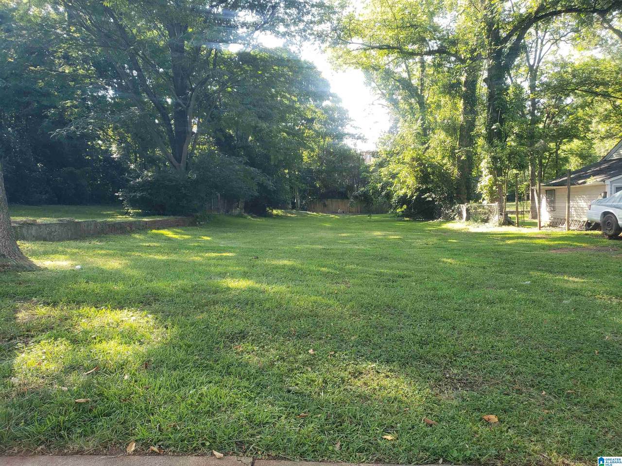 7915 Division Avenue - Photo 1