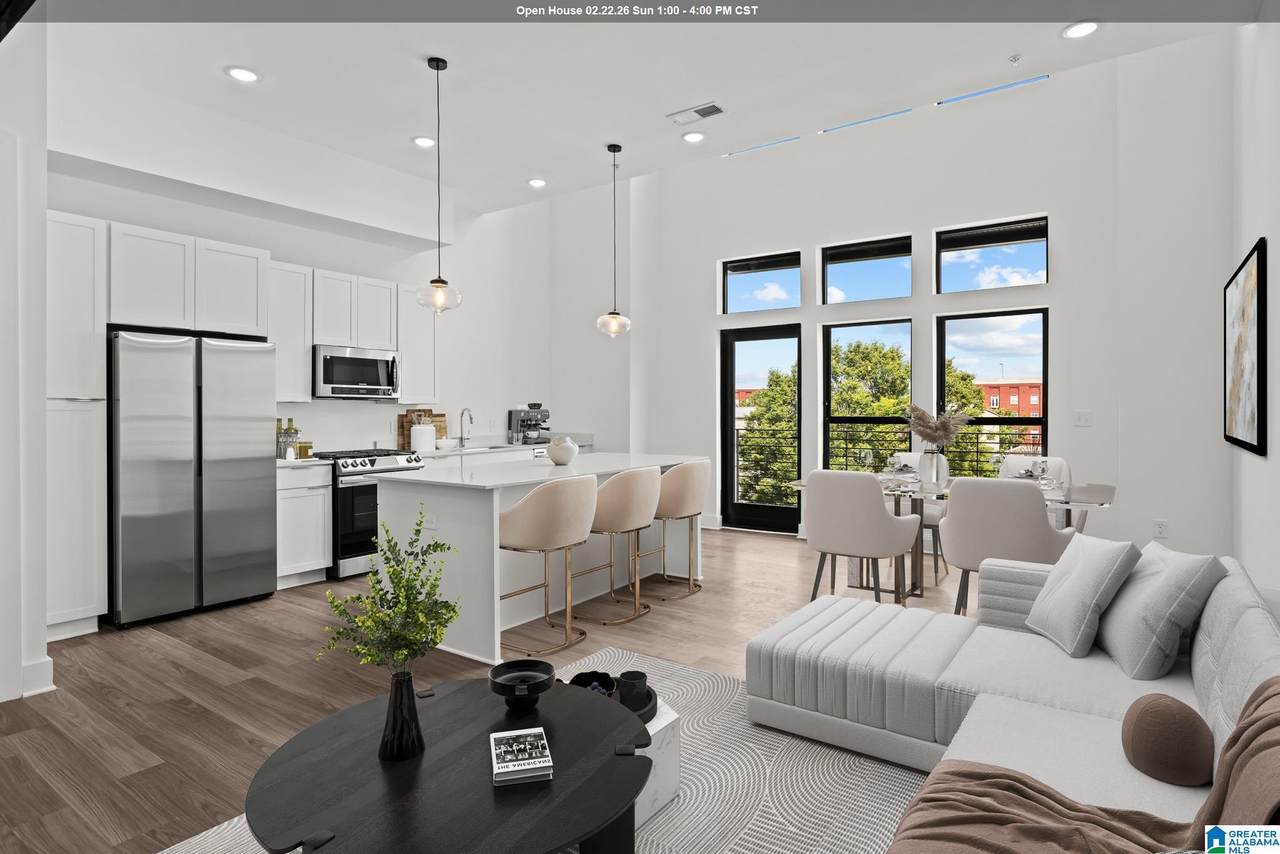 1329 4TH AVENUE - Photo 1
