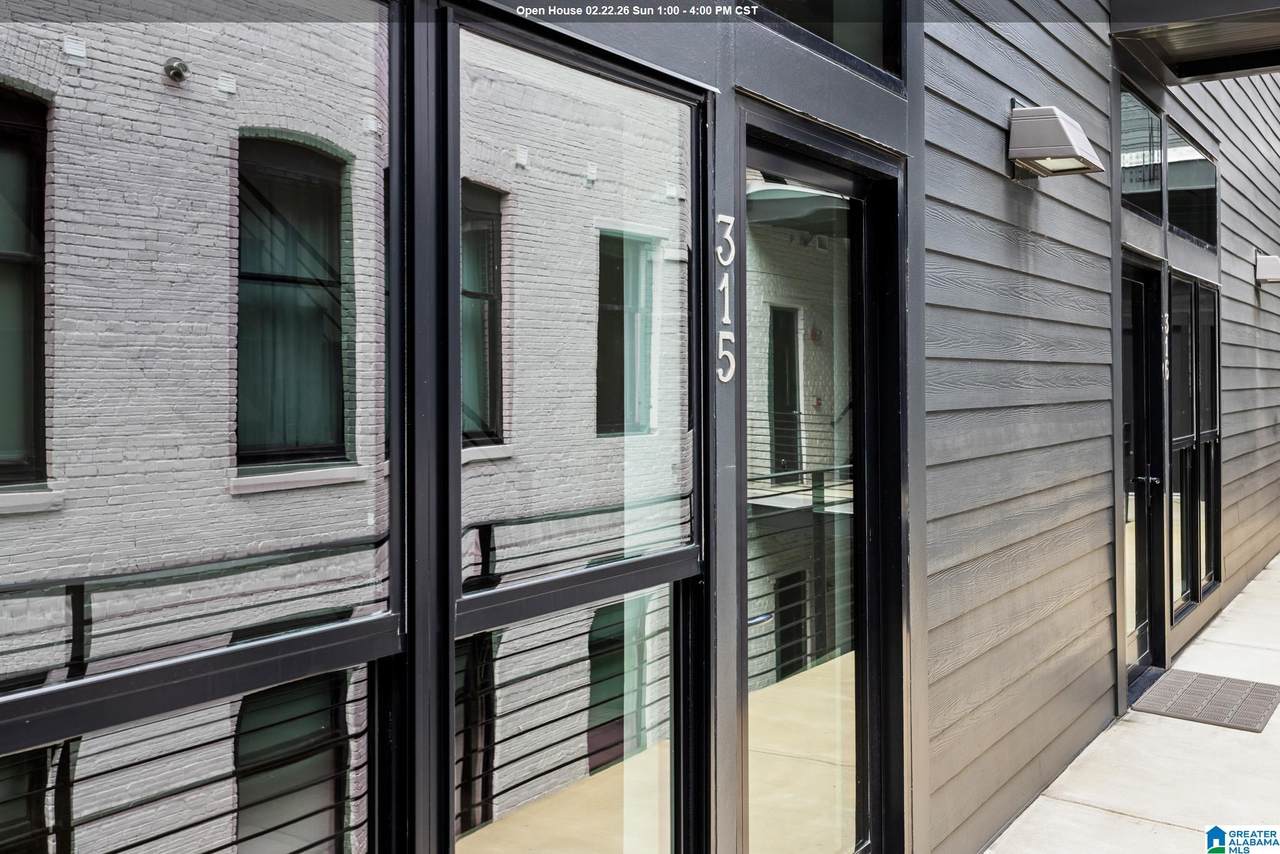 1329 4TH AVENUE - Photo 1