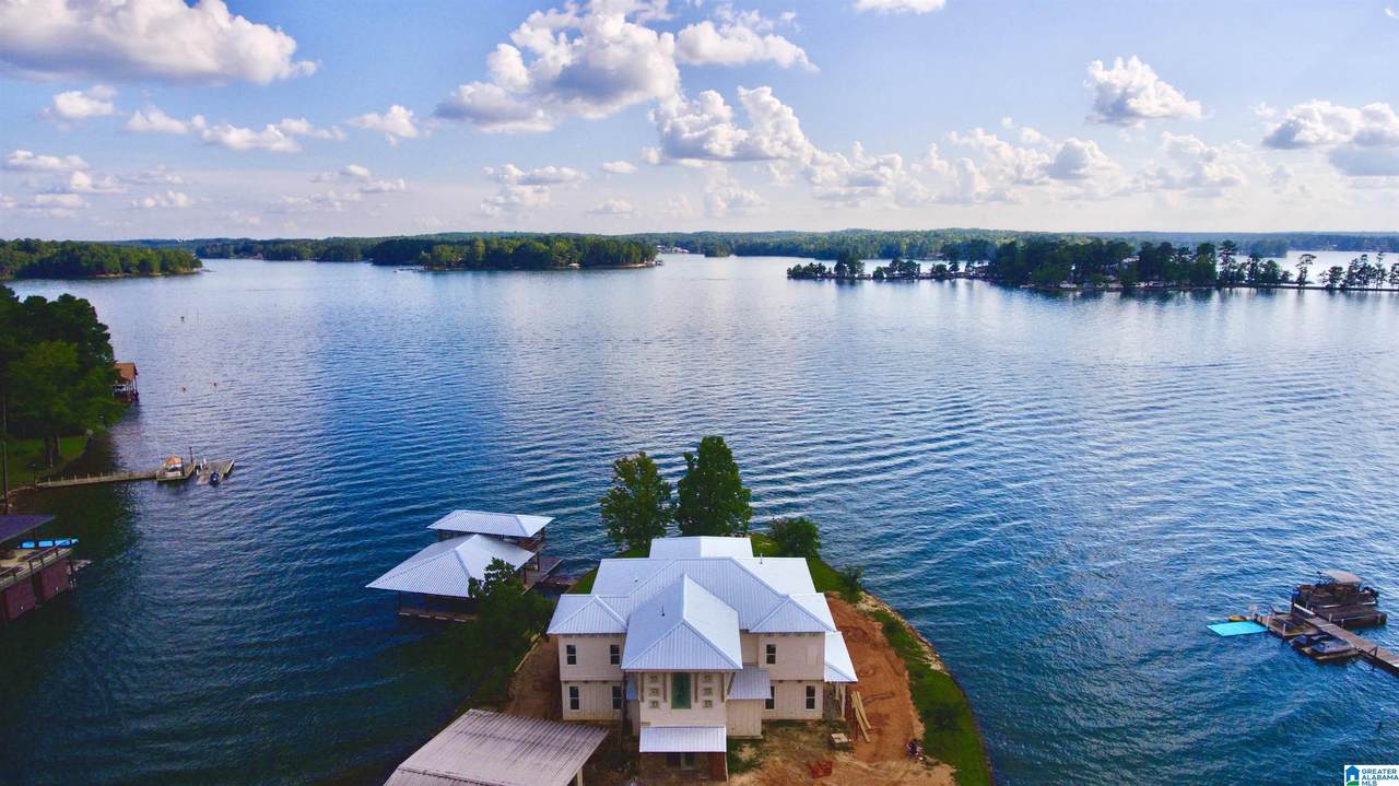 130 Willow Lane - Photo 1