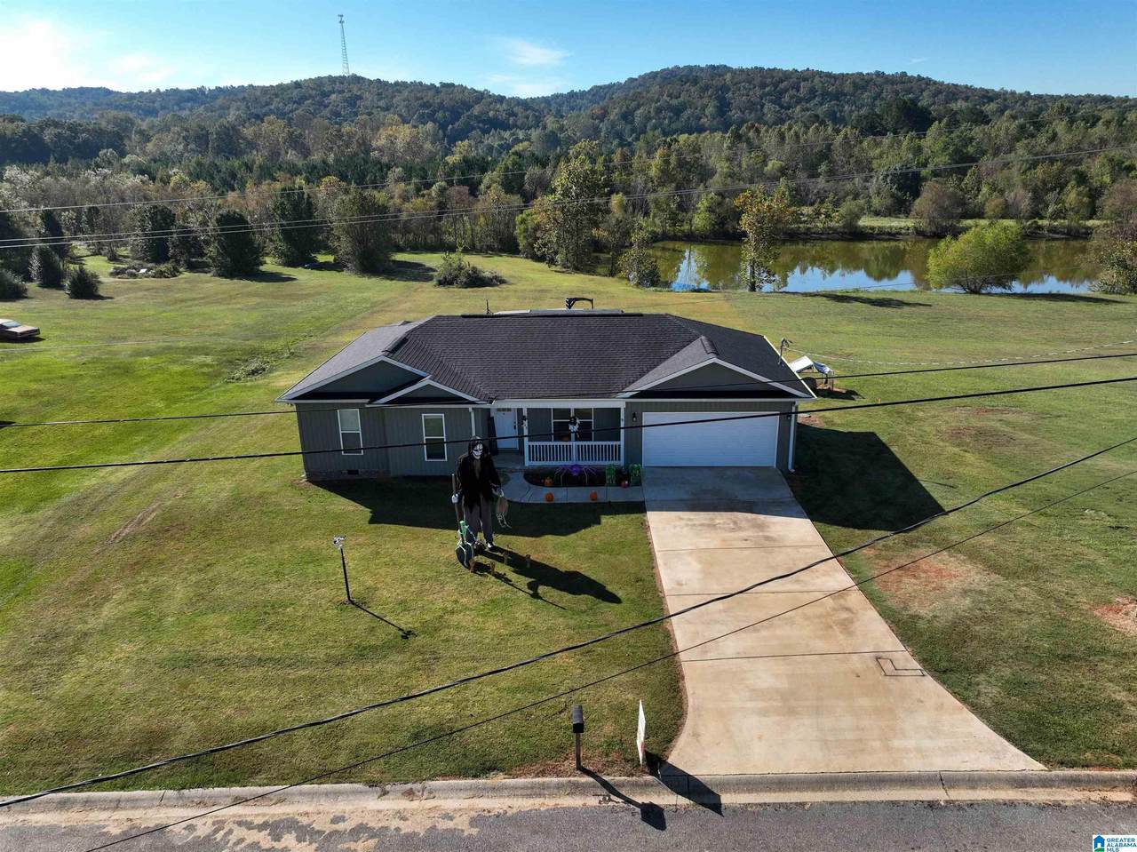 148 Peregine Place - Photo 1