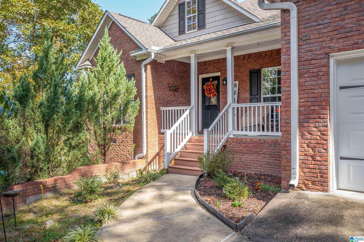 5265 Louise Street - Photo 1