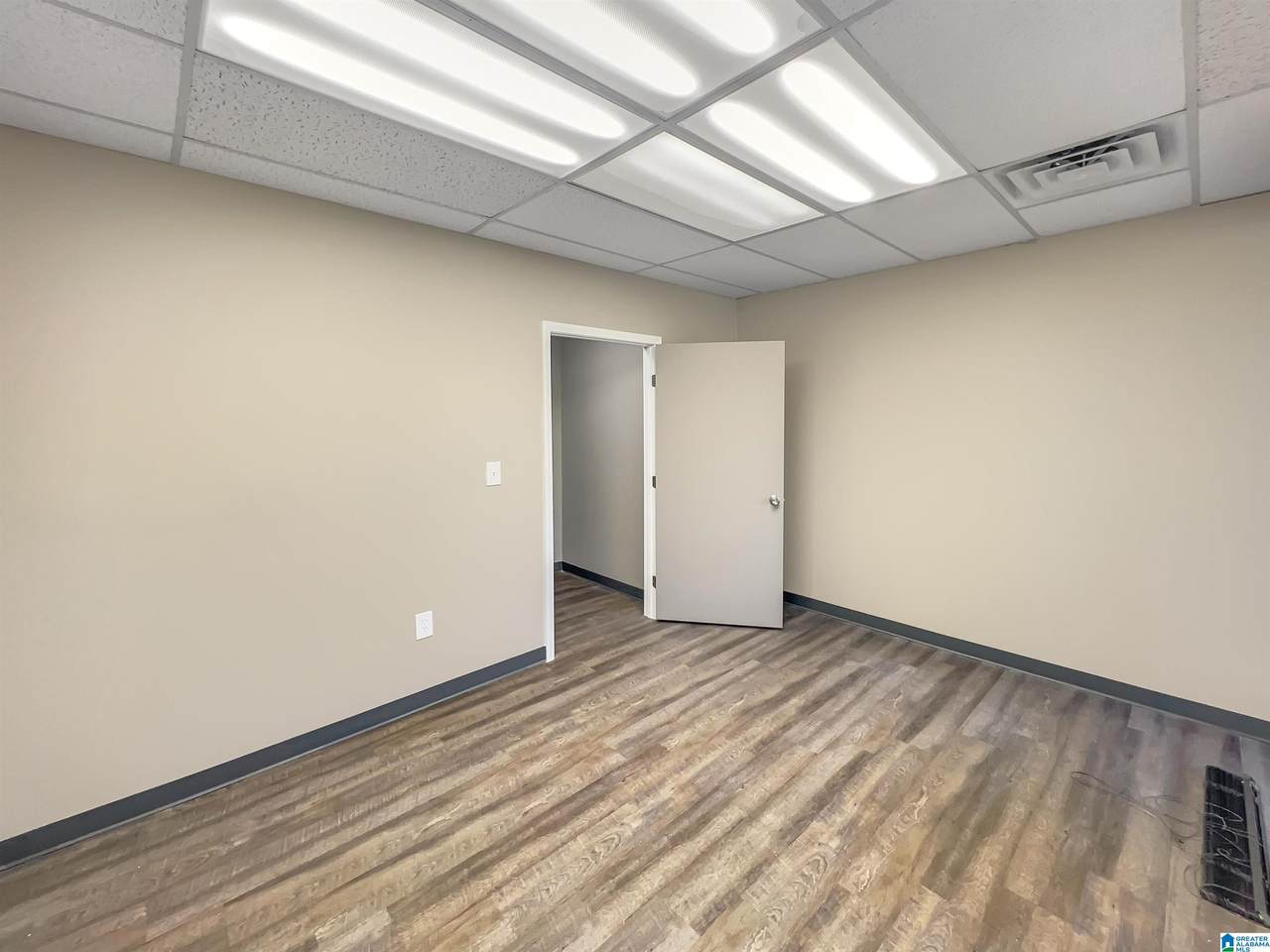 200 Cahaba Park Circle - Photo 1