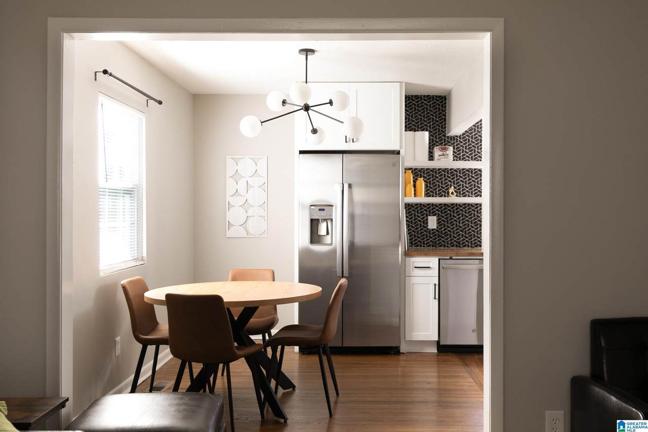 1712 34TH PLACE - Photo 1