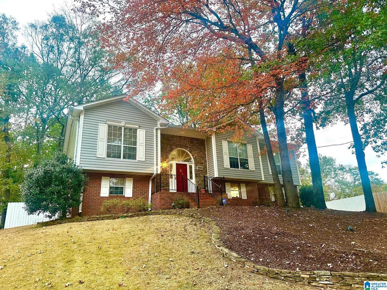 1720 Fieldstone Circle - Photo 1