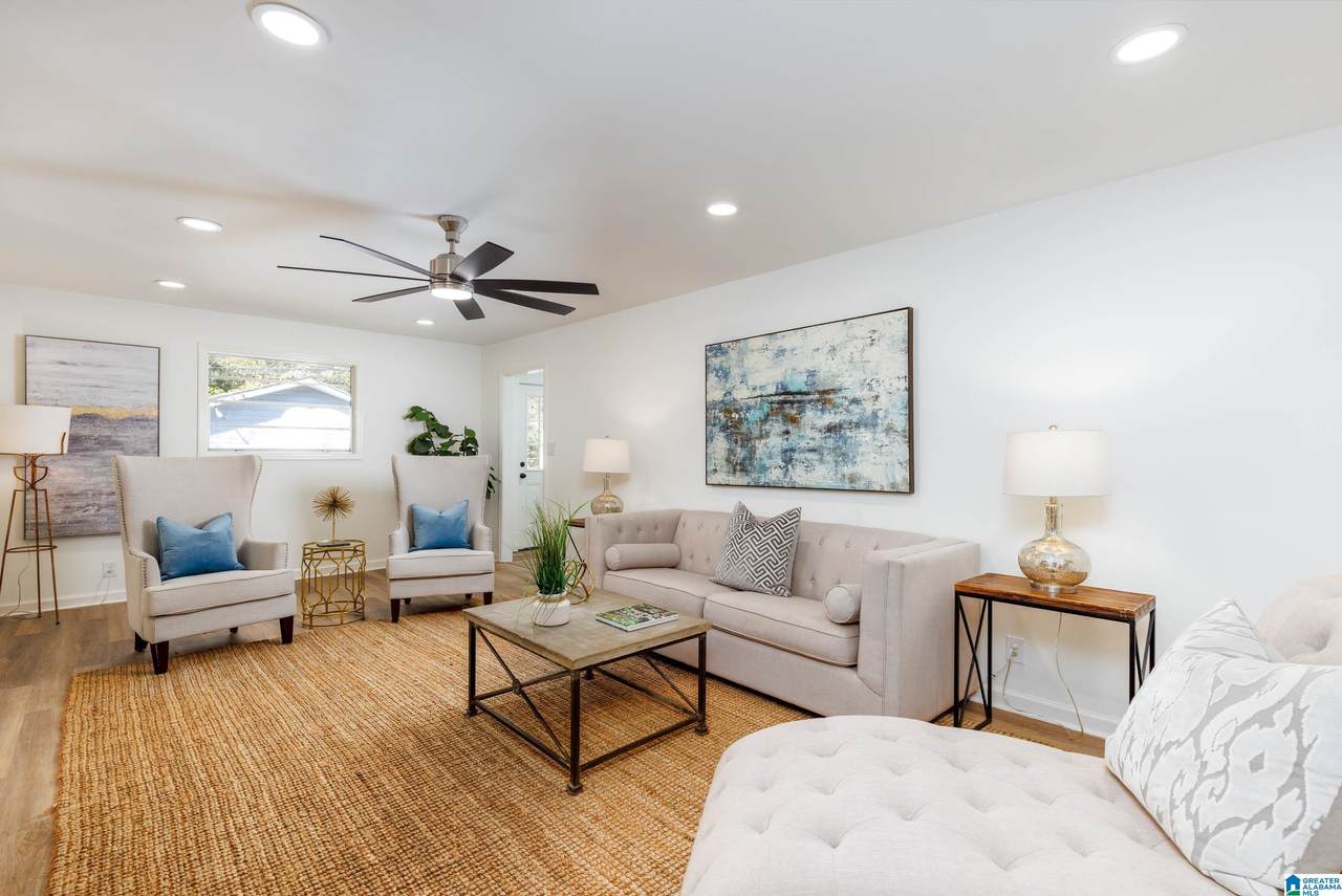 112 Ivy Avenue - Photo 1