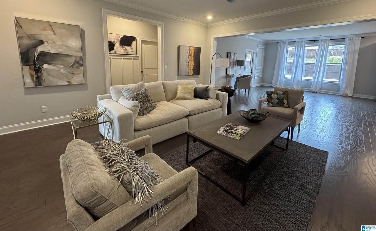 415 Griffin Park Lane - Photo 1