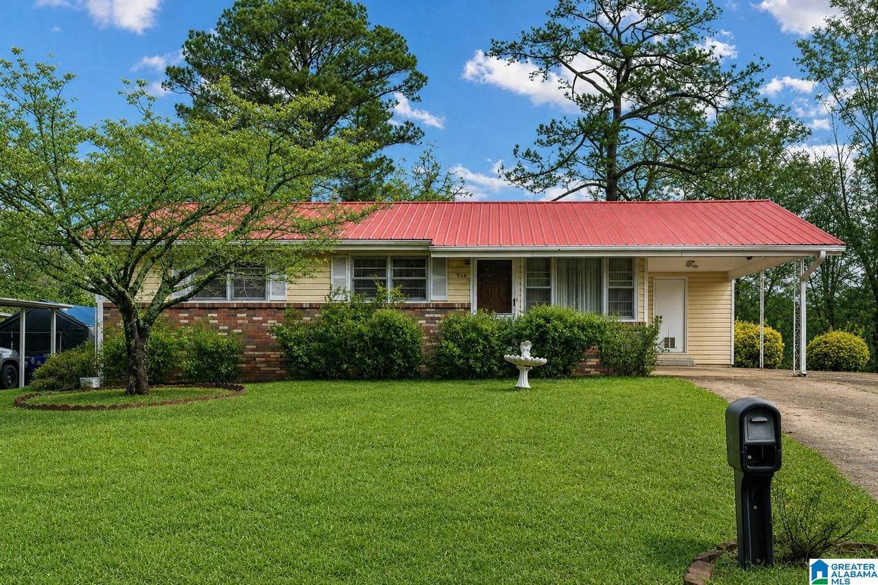 916 Hagwood Road - Photo 1