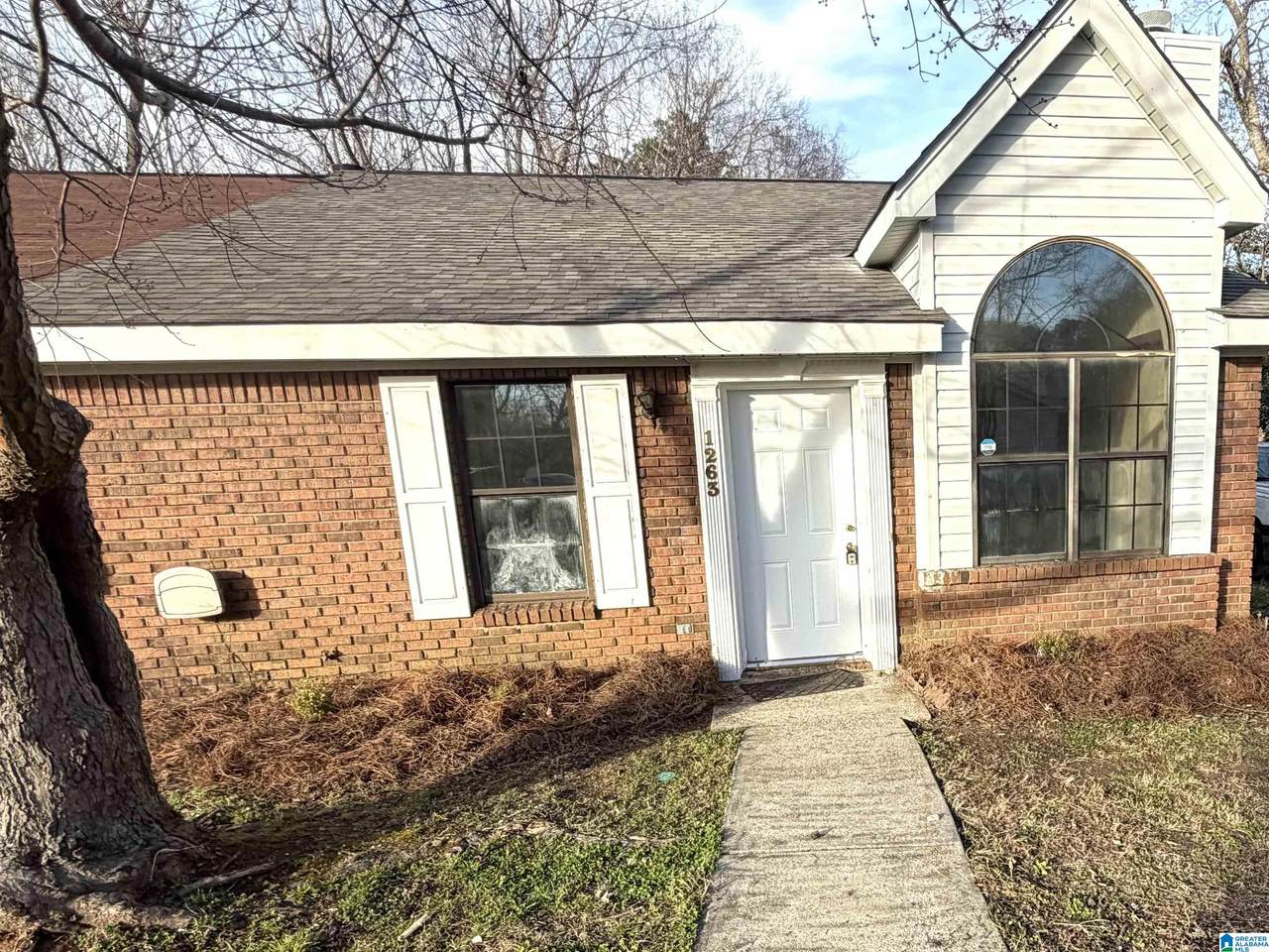 1263 Magnolia Place - Photo 1