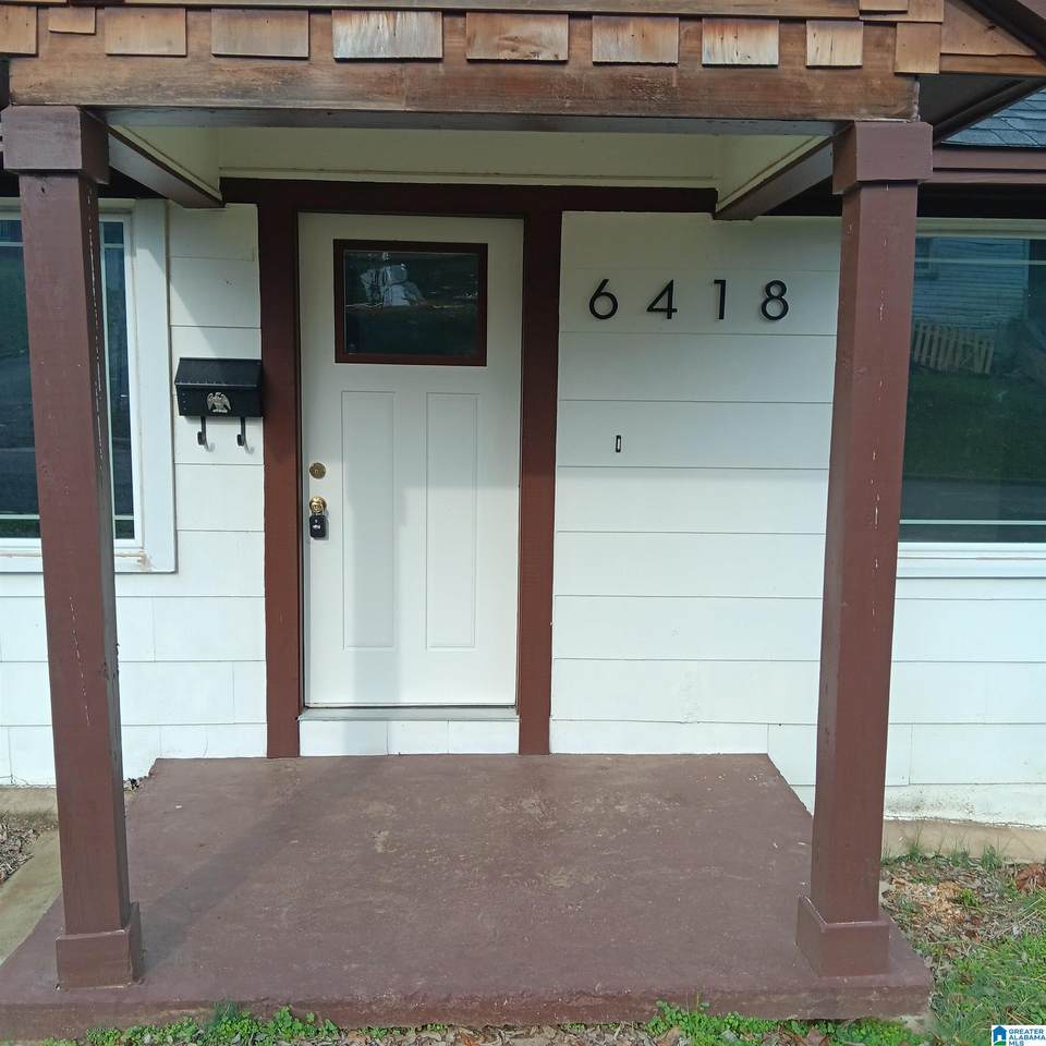 6418 5TH COURT - Photo 1