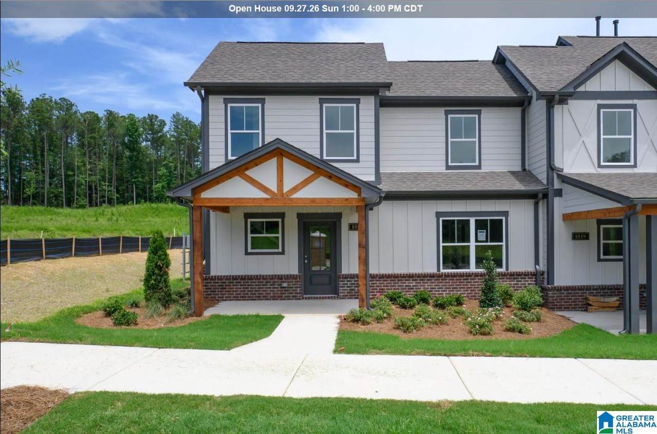 1021 Grand River Boulevard - Photo 1
