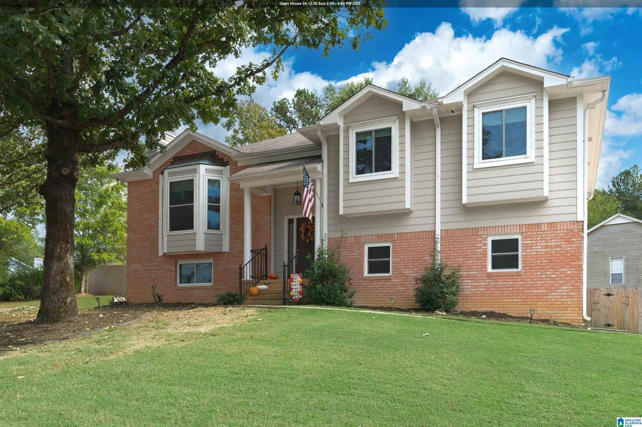201 Stonecroft Drive - Photo 1
