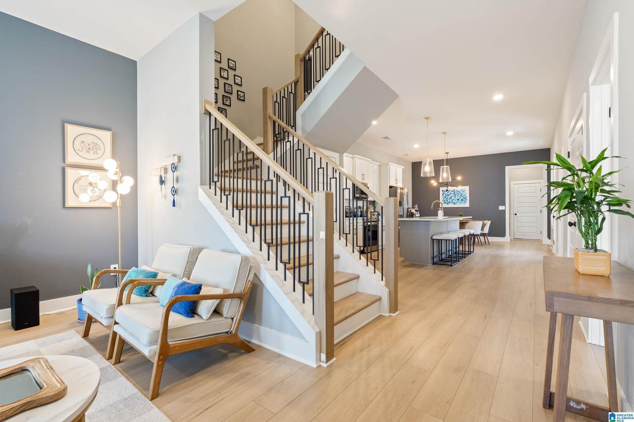 1734 Coburn Street - Photo 1