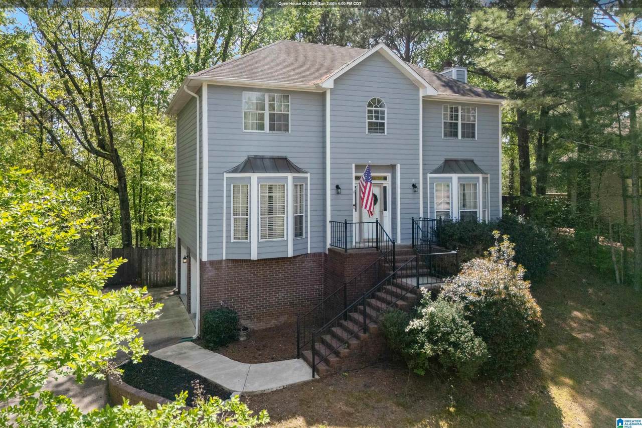 551 Fieldstone Drive - Photo 1