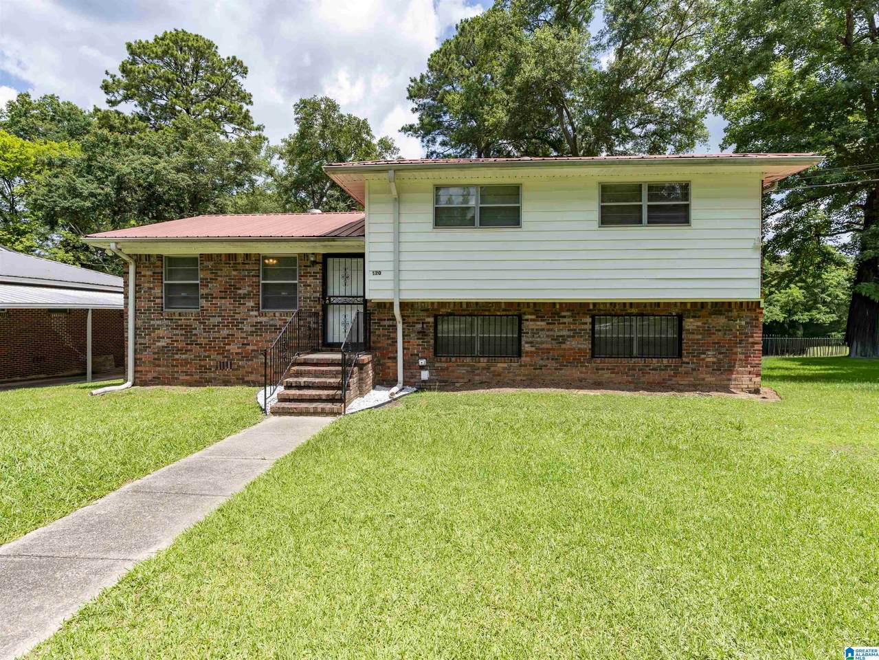 120 West Crest Road - Photo 1