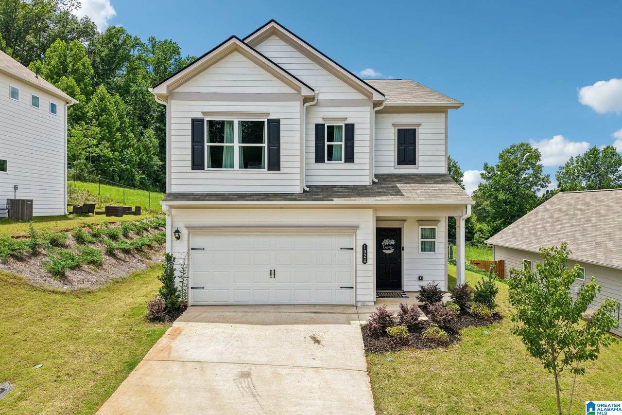 1024 Pinnacle Parkway - Photo 1