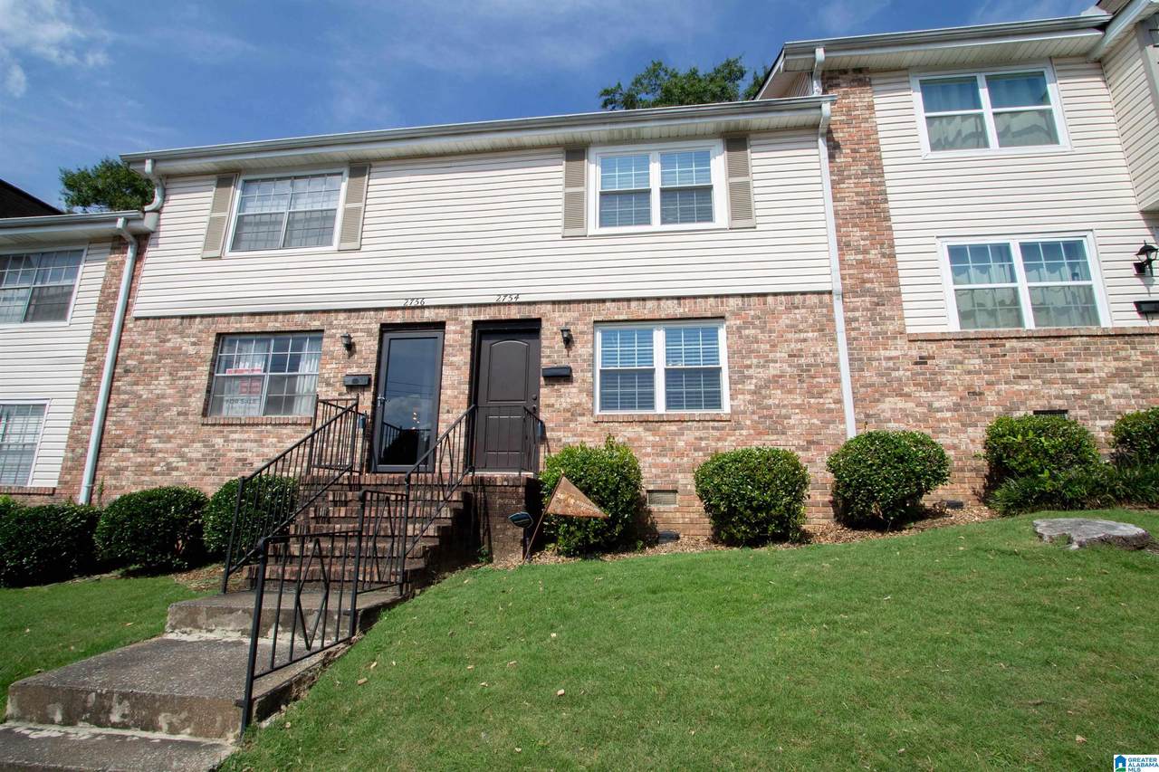 2754 Southbury Circle - Photo 1