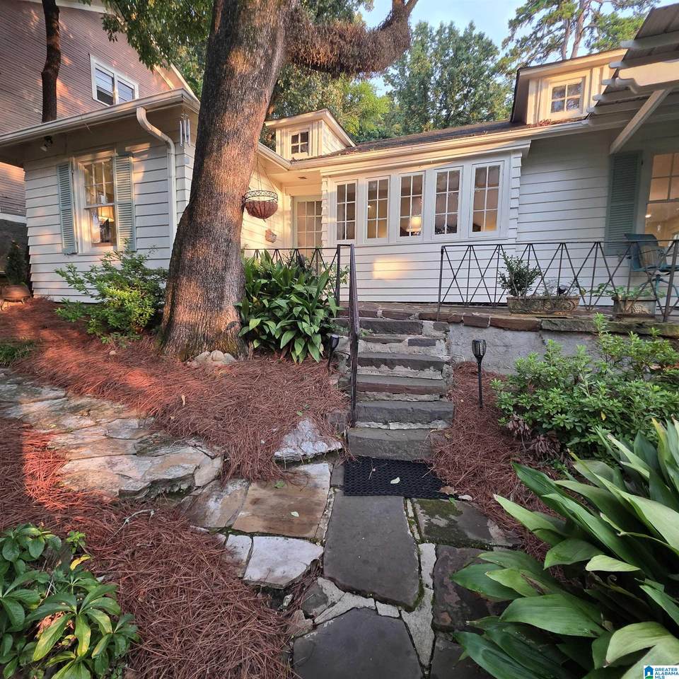4319 Cliff Road - Photo 1