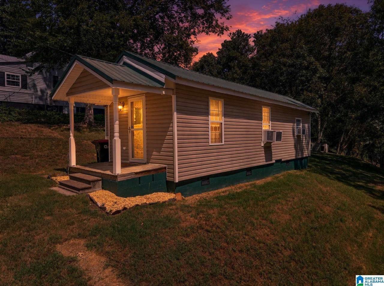 1213 Marston Avenue - Photo 1