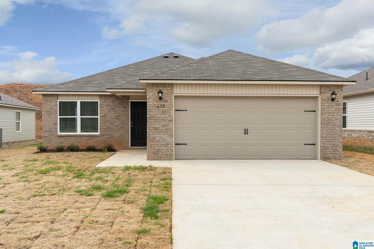 812 Camden Loop - Photo 1