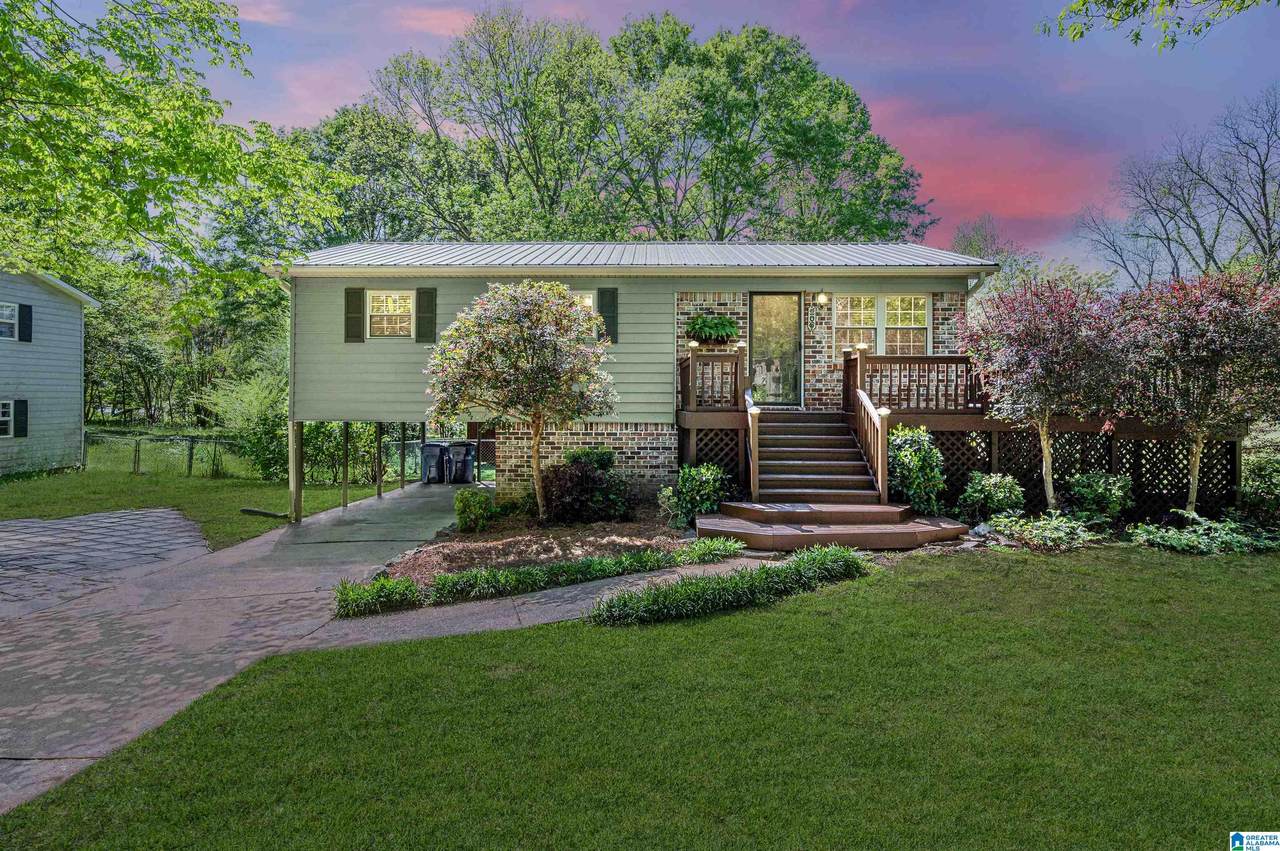 206 Connie Street - Photo 1