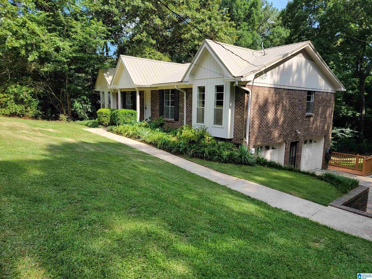 6571 Lynn Circle - Photo 1