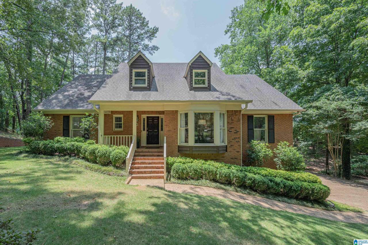 1331 Lake Forest Circle - Photo 1