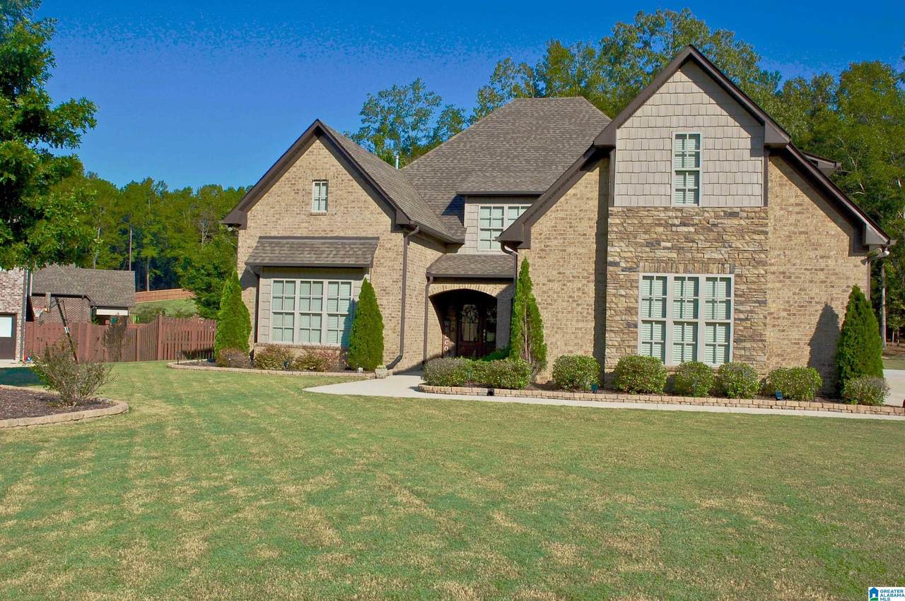 805 Grey Oaks Circle - Photo 1