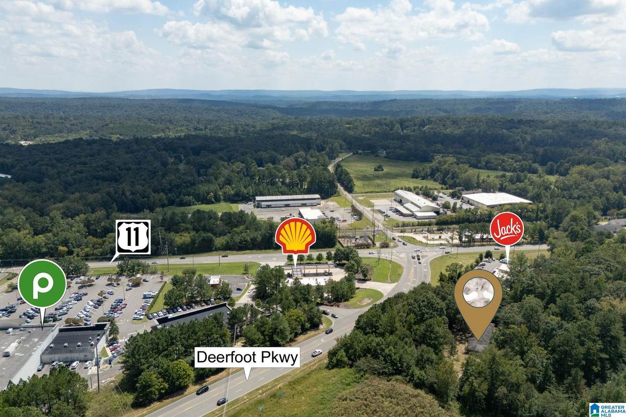 4618 Deerfoot Parkway - Photo 1