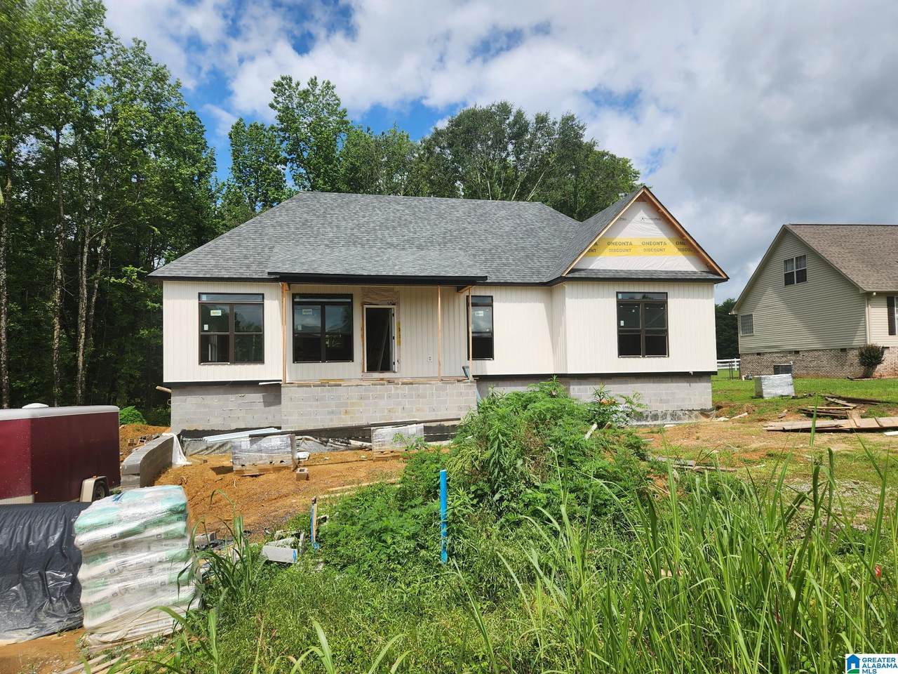 466 Summerfield Drive - Photo 1