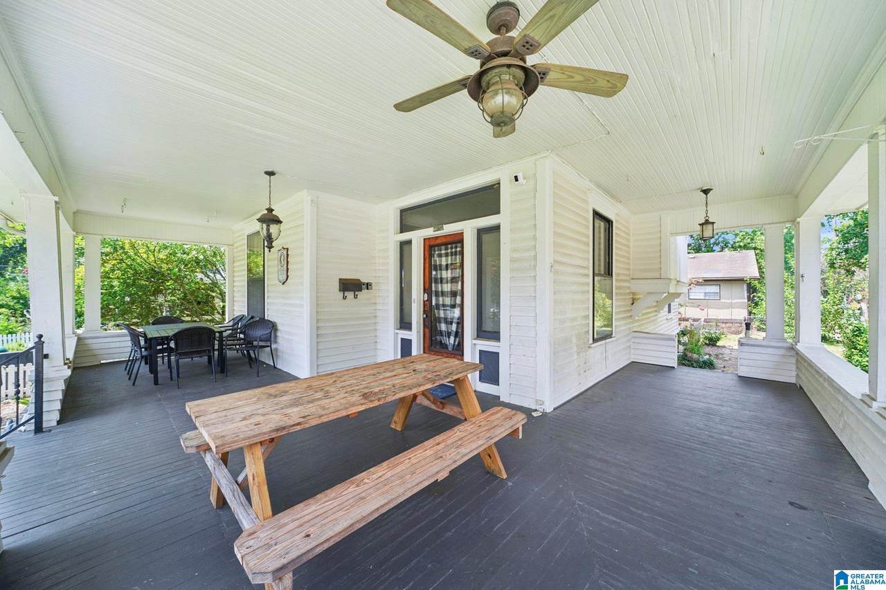 1402 17TH STREET - Photo 1